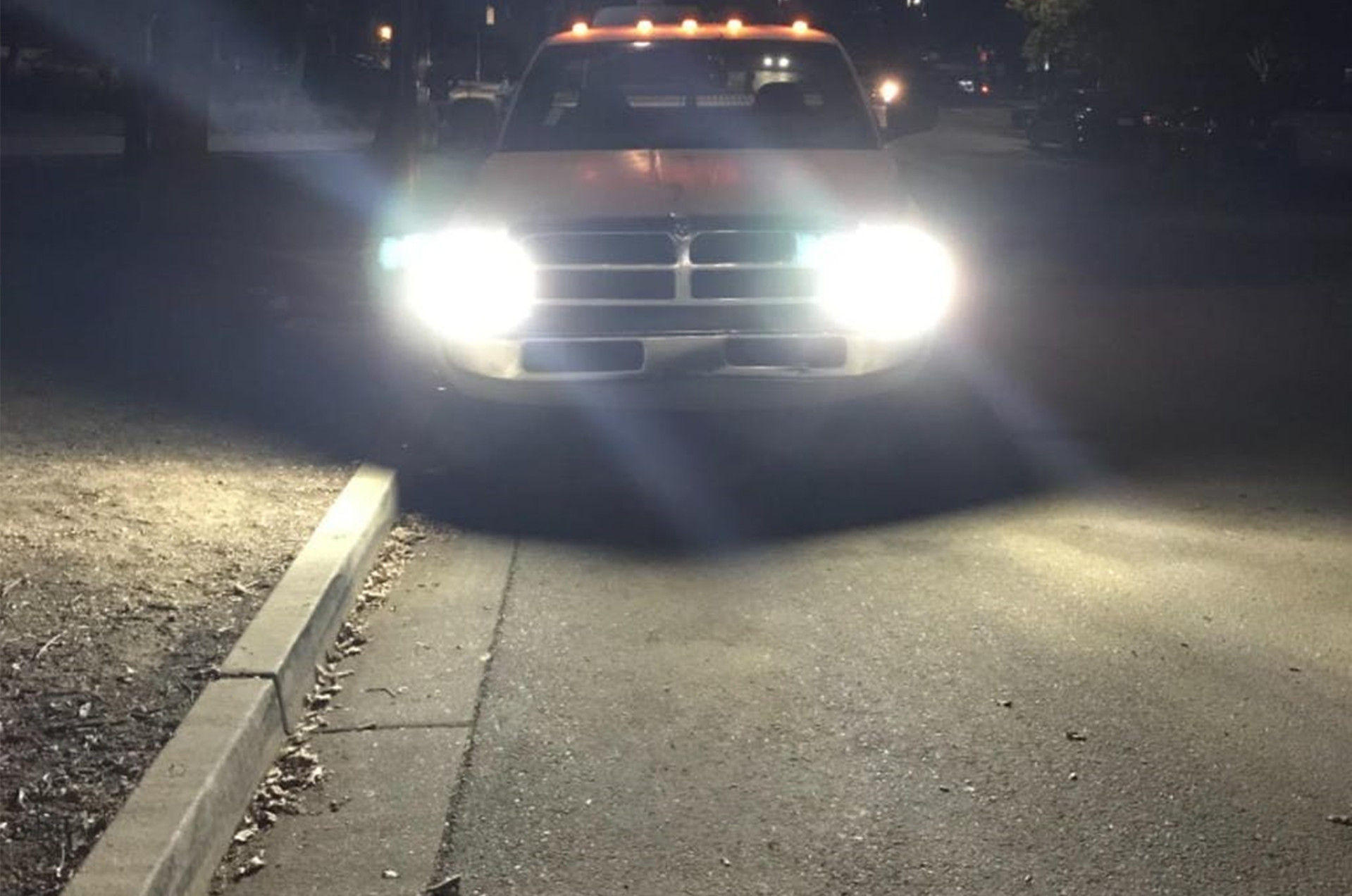 Dodge-Ram-15000-headlights-led-conversion-kits-bulbs-H13-upgrade